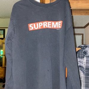 Supreme sweatshirt
